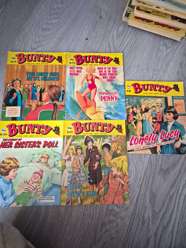 Bunty comic book - bunty,