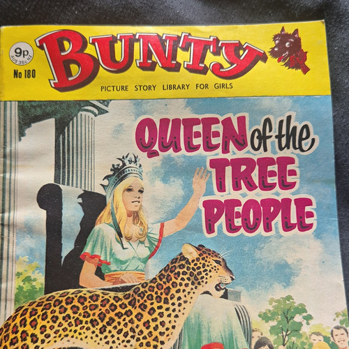 Bunty comic single - bunty, issue